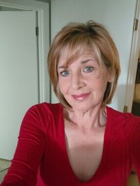 Meet your Posher, Celia